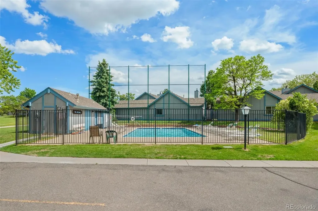 2408 S Victor Street Aurora CO 80014