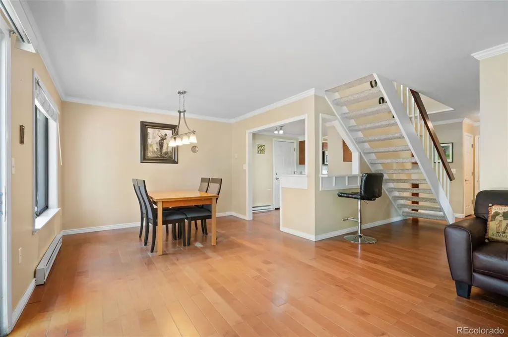 2408 S Victor Street Aurora CO 80014