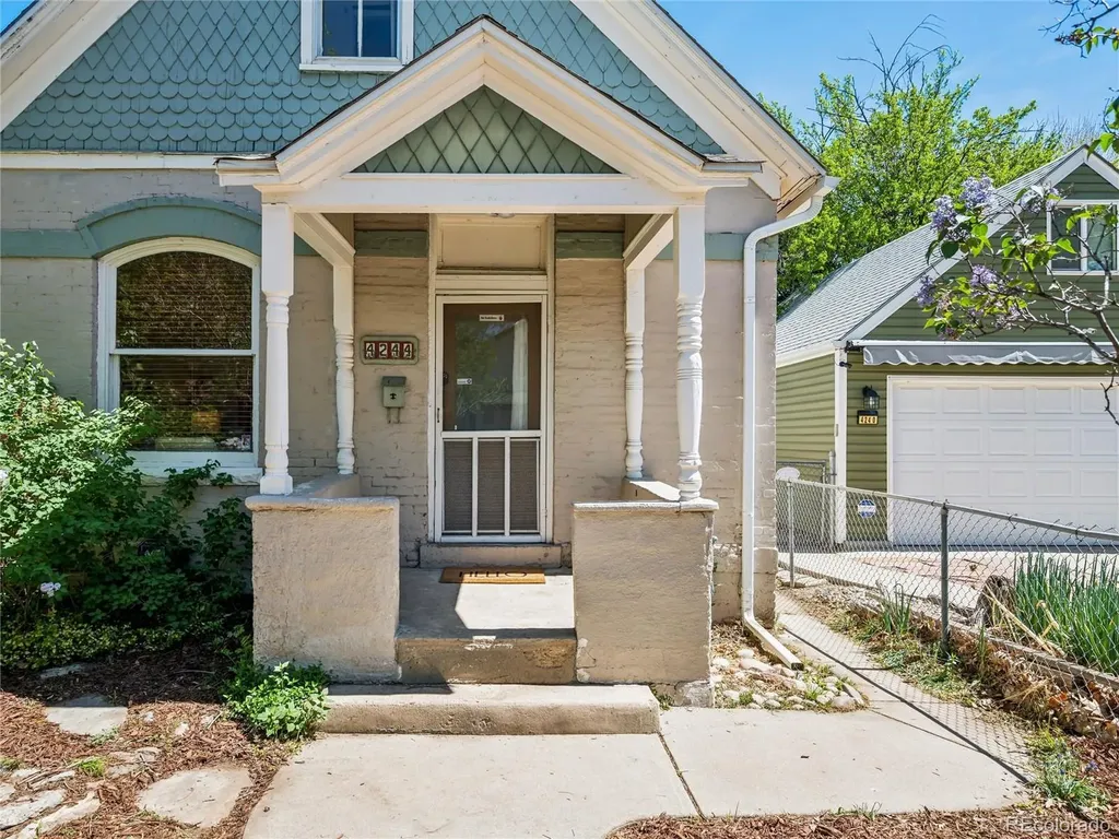 4244 Umatilla Street Denver CO 80211