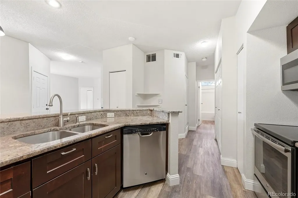 6001 S Yosemite Street Greenwood Village CO 80111