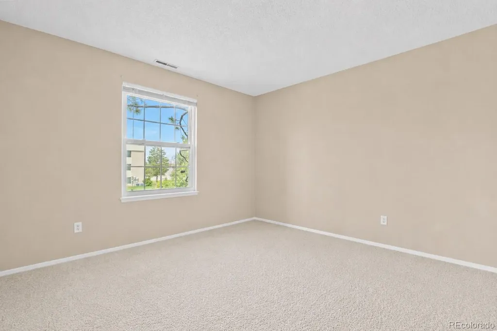 7110 S Gaylord Street Centennial CO 80122