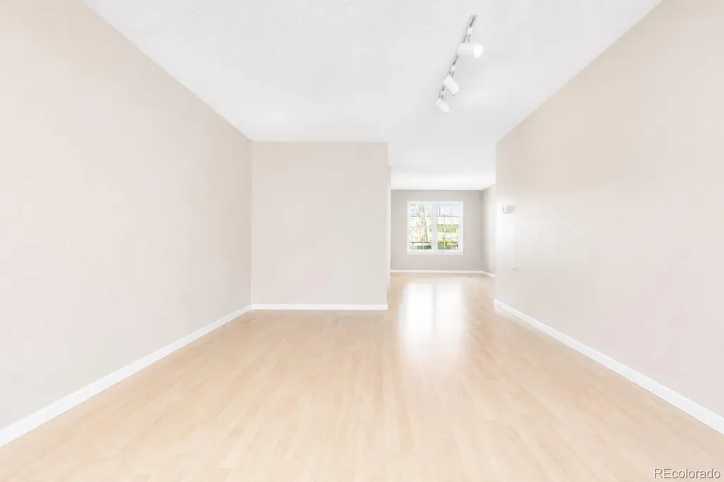 7110 S Gaylord Street Centennial CO 80122