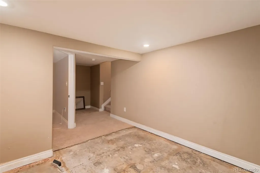 3729 W 23rd Avenue Denver CO 80211