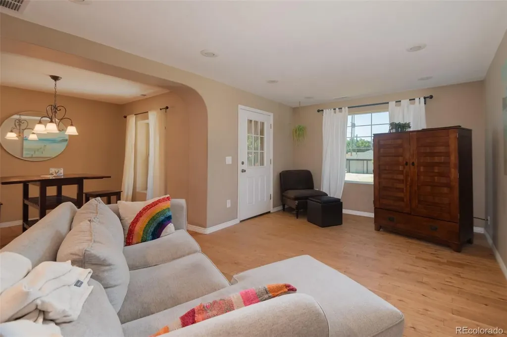 3729 W 23rd Avenue Denver CO 80211