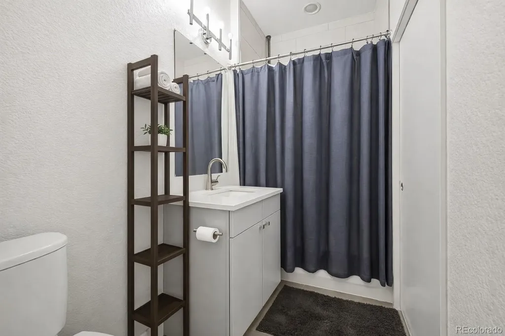 3411 N Albion Street Denver CO 80207
