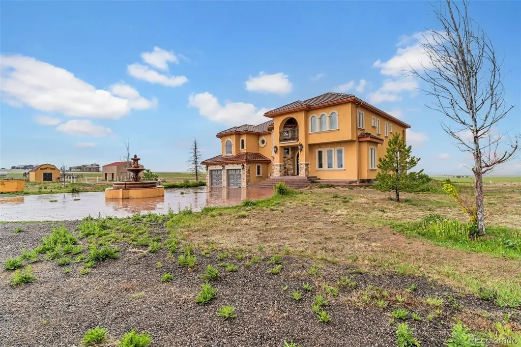 8505 Quail Run Road Watkins CO 80137