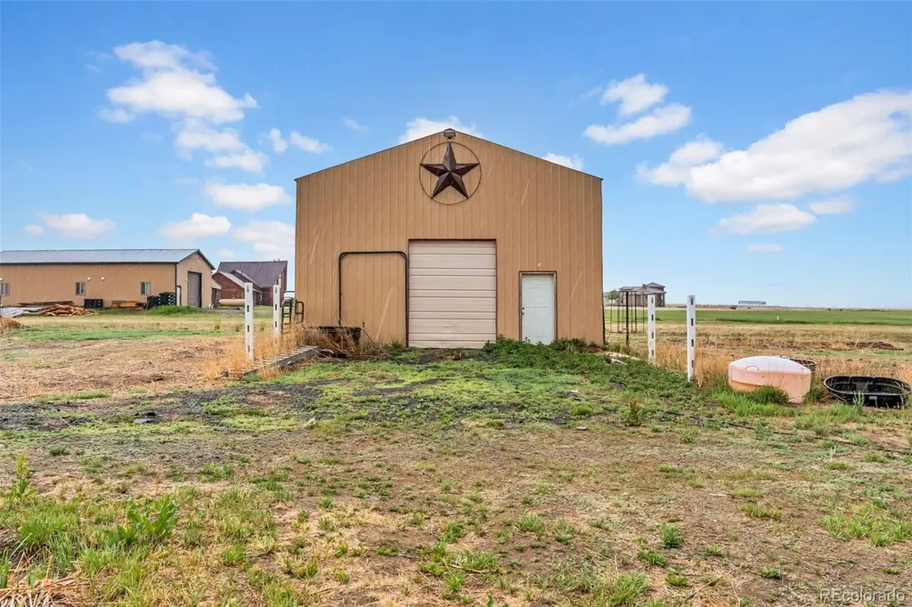 8505 Quail Run Road Watkins CO 80137