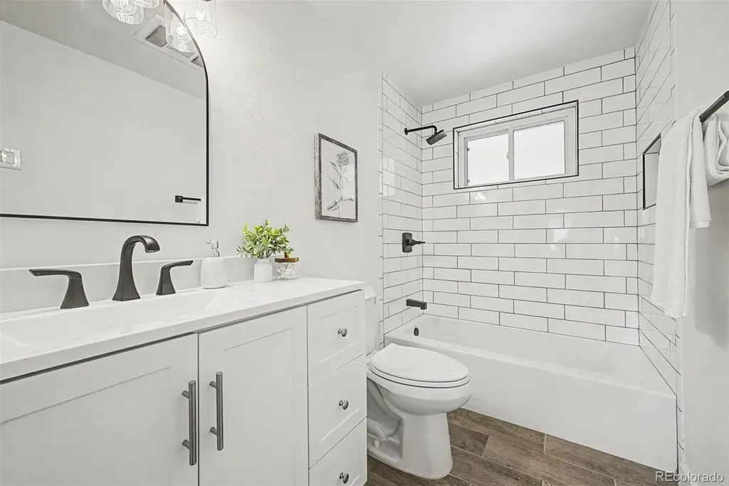 11756 E Virginia Place Aurora CO 80012