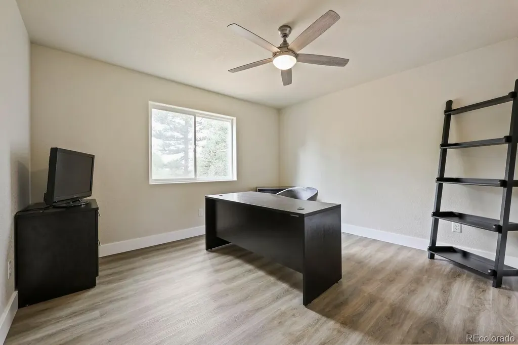 1897 N Mountain Estates Road Florissant CO 80816