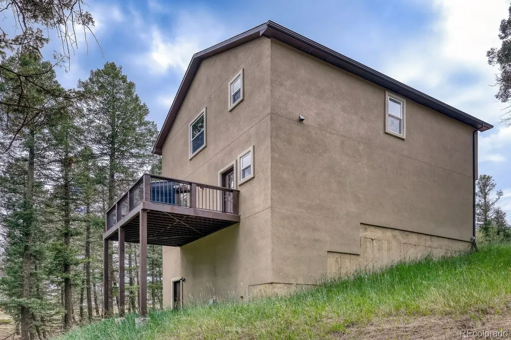 1897 N Mountain Estates Road Florissant CO 80816