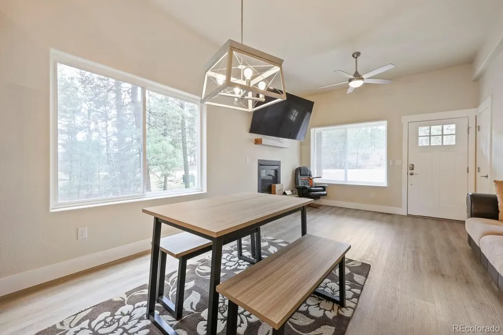 1897 N Mountain Estates Road Florissant CO 80816