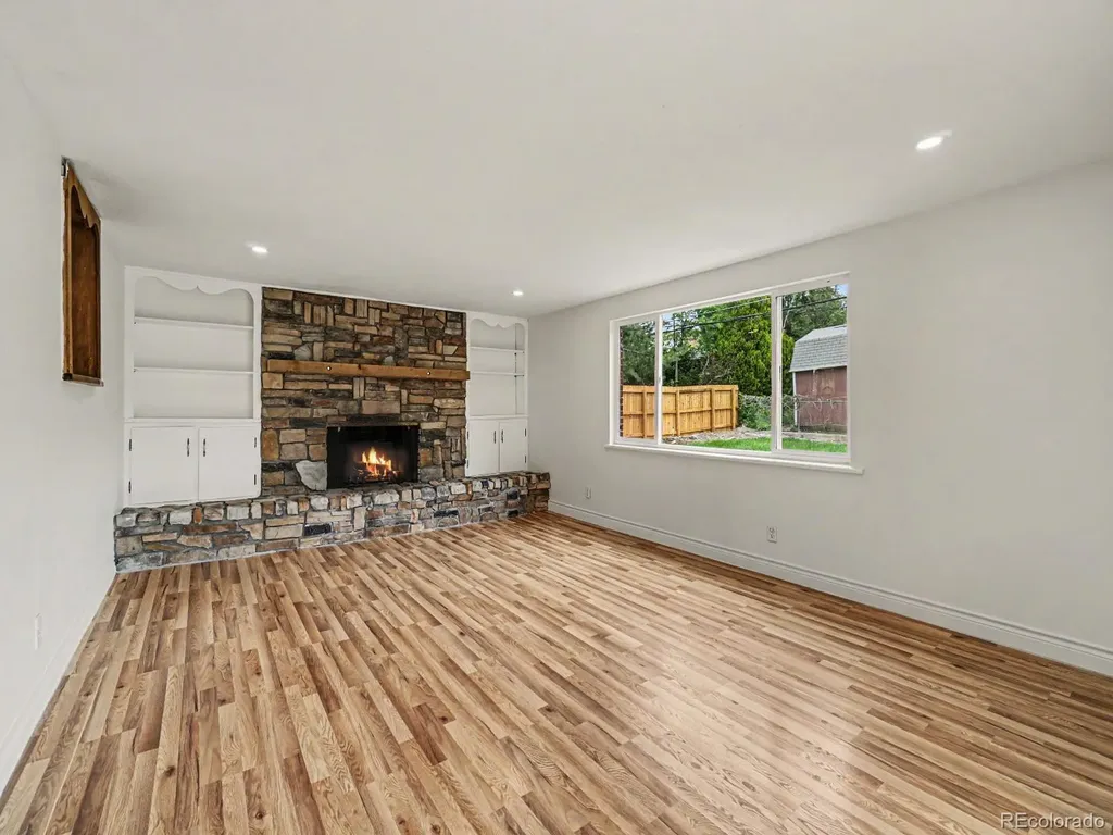 930 Hemlock Way Broomfield CO 80020