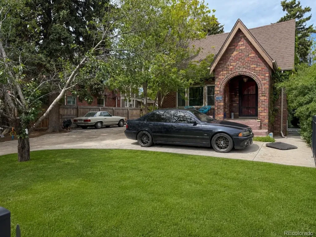 1751 Pontiac Street Denver CO 80220
