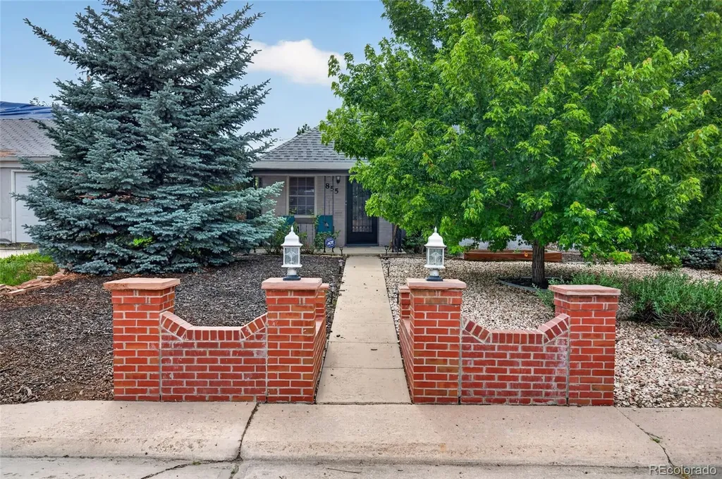 855 S Decatur Street Denver CO 80219