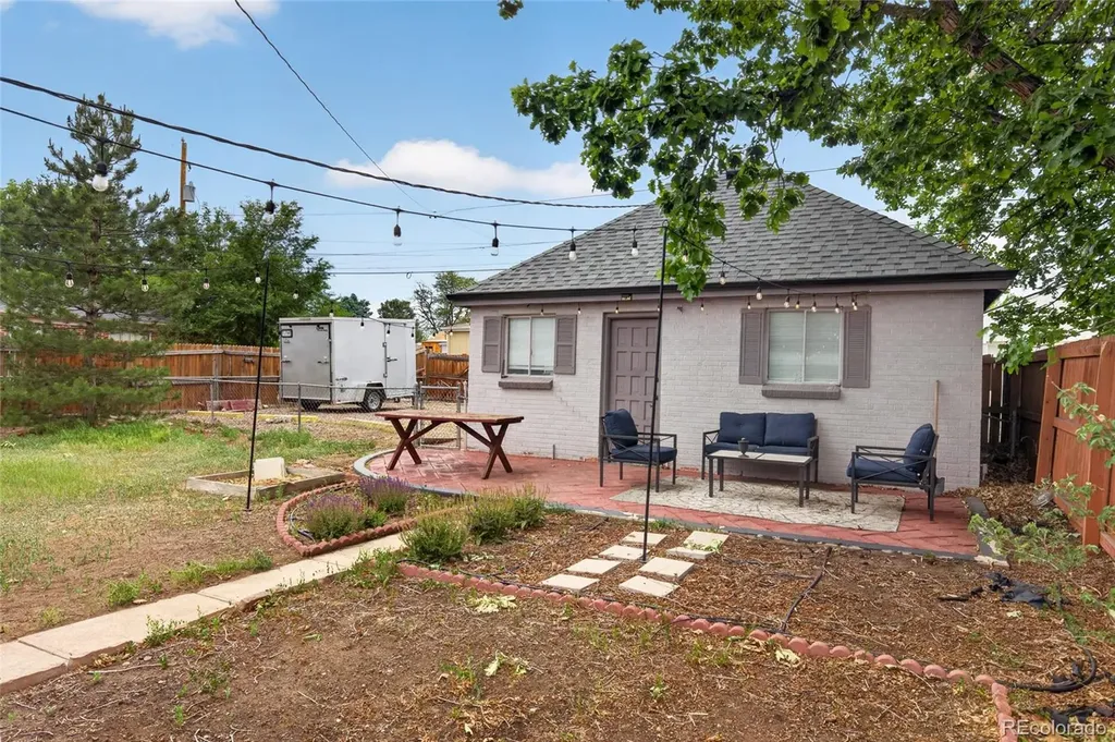 855 S Decatur Street Denver CO 80219