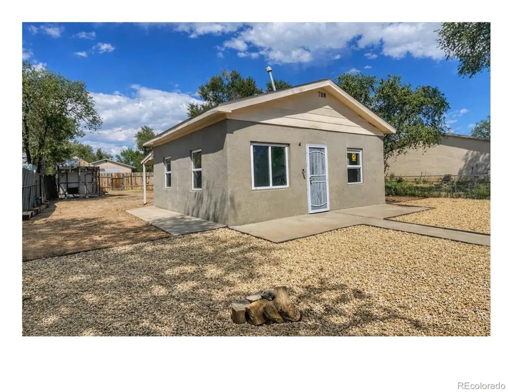 1729 E Abriendo Avenue Pueblo CO 81004