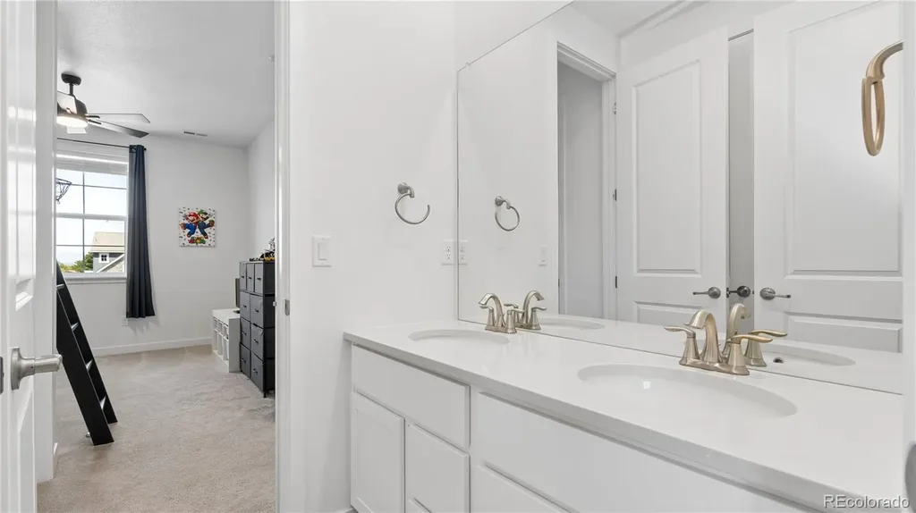 14610 Dahlia Way Thornton CO 80602