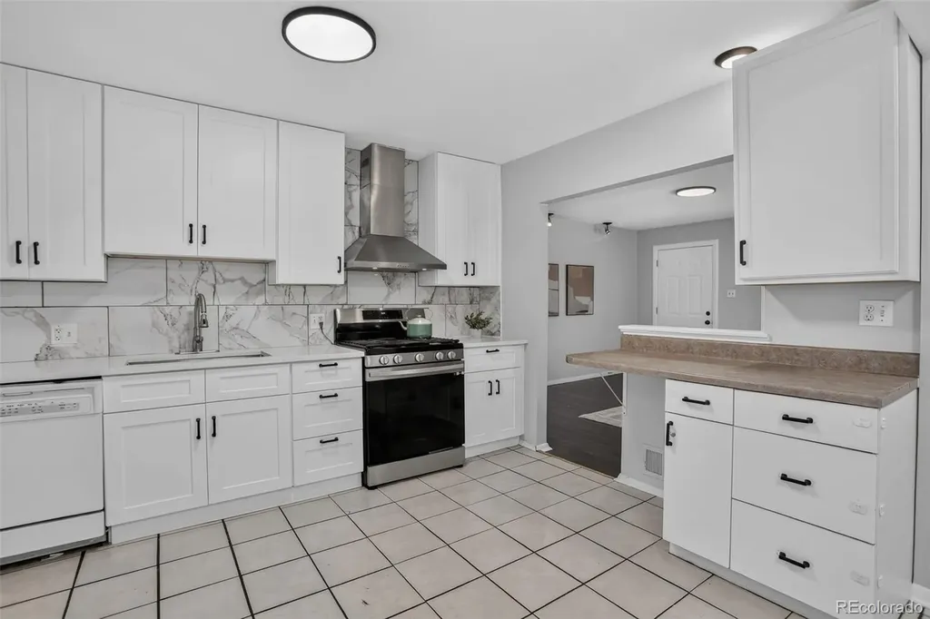 1081 S Knox Court Denver CO 80219