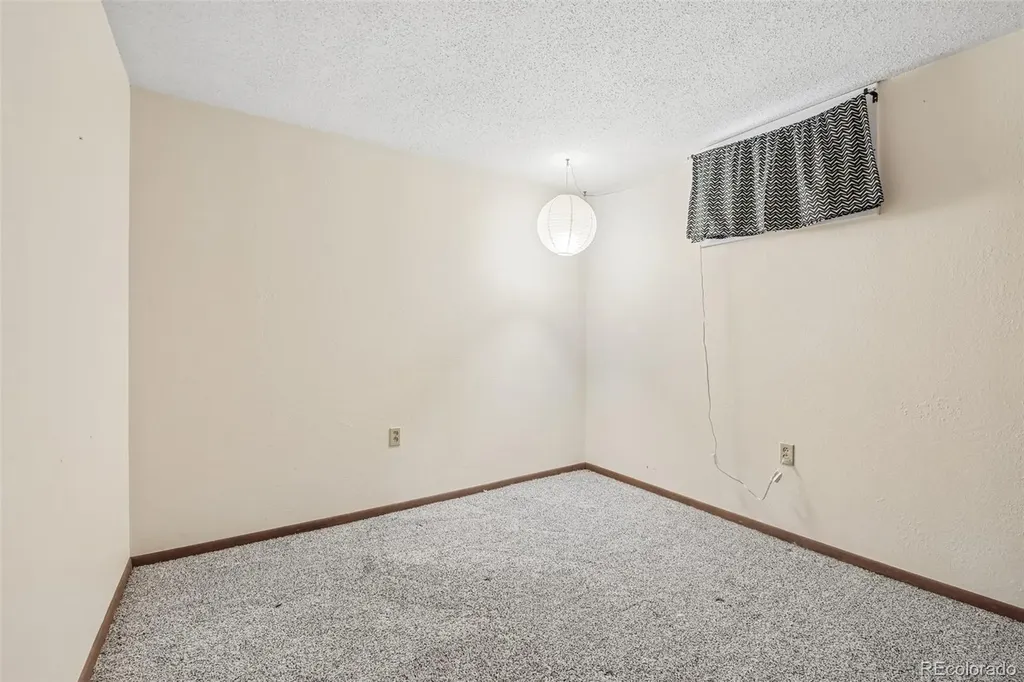 7687 Matai Court Niwot CO 80503
