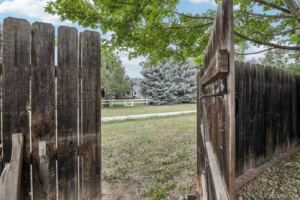7687 Matai Court Niwot CO 80503
