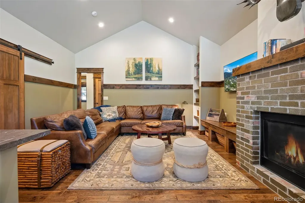 909 Park Avenue Grand Lake CO 80447