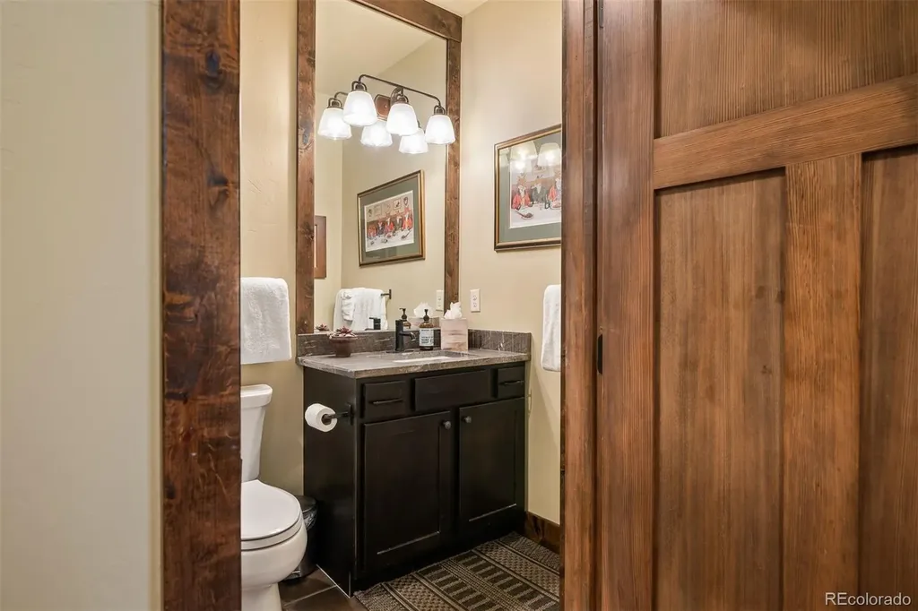 909 Park Avenue Grand Lake CO 80447
