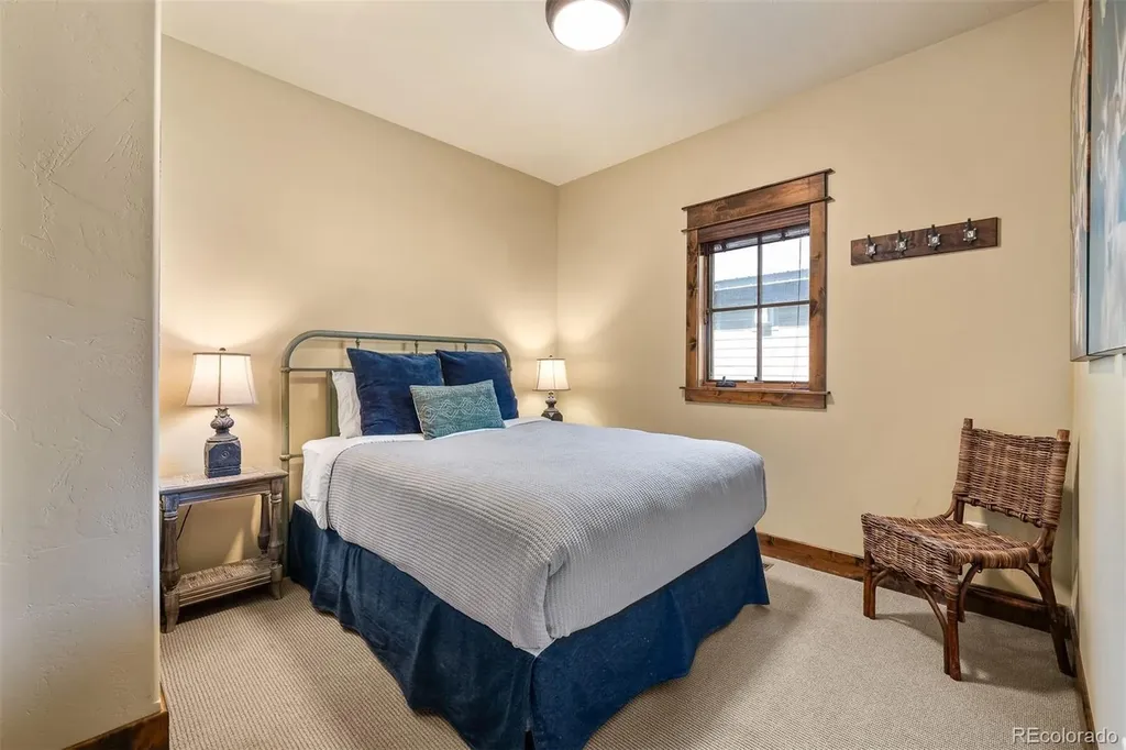 909 Park Avenue Grand Lake CO 80447