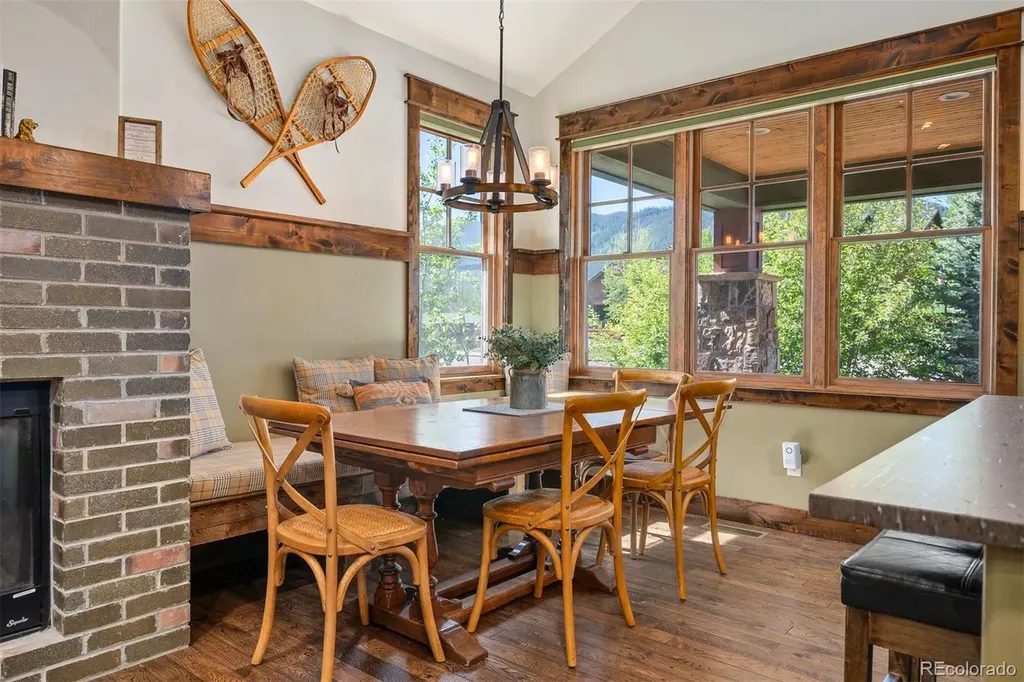 909 Park Avenue Grand Lake CO 80447