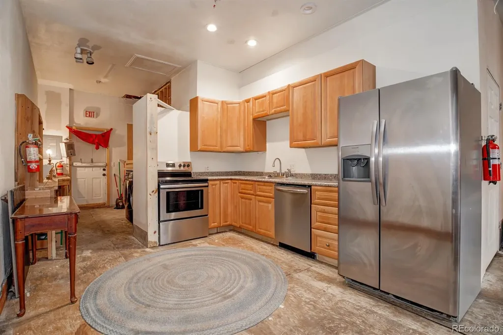 113 S 3rd Street Victor CO 80860