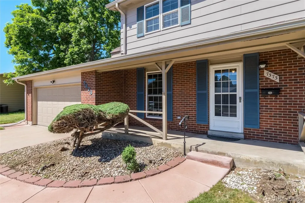 7373 S Tamarac Street Centennial CO 80112