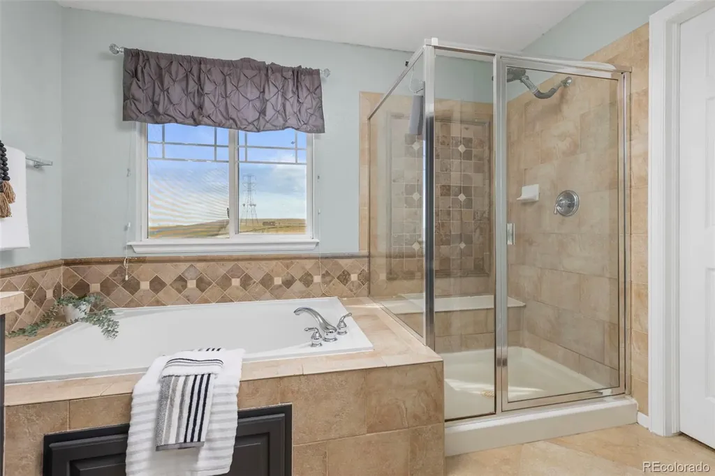1547 S Haleyville Street Aurora CO 80018