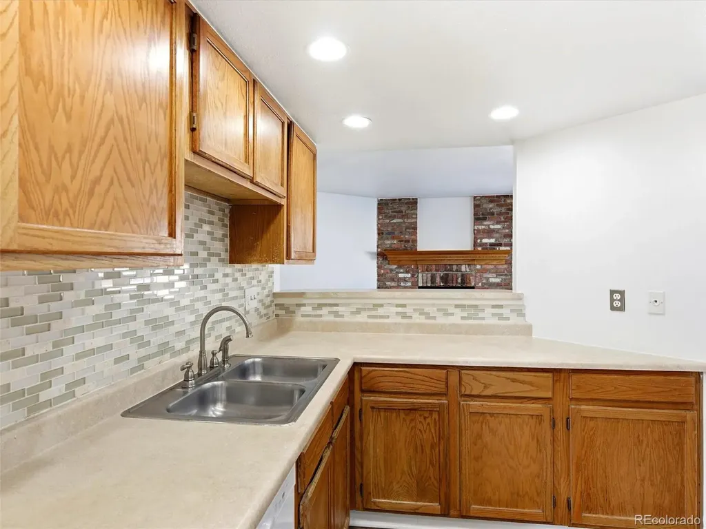 4246 S Granby Street Aurora CO 80014