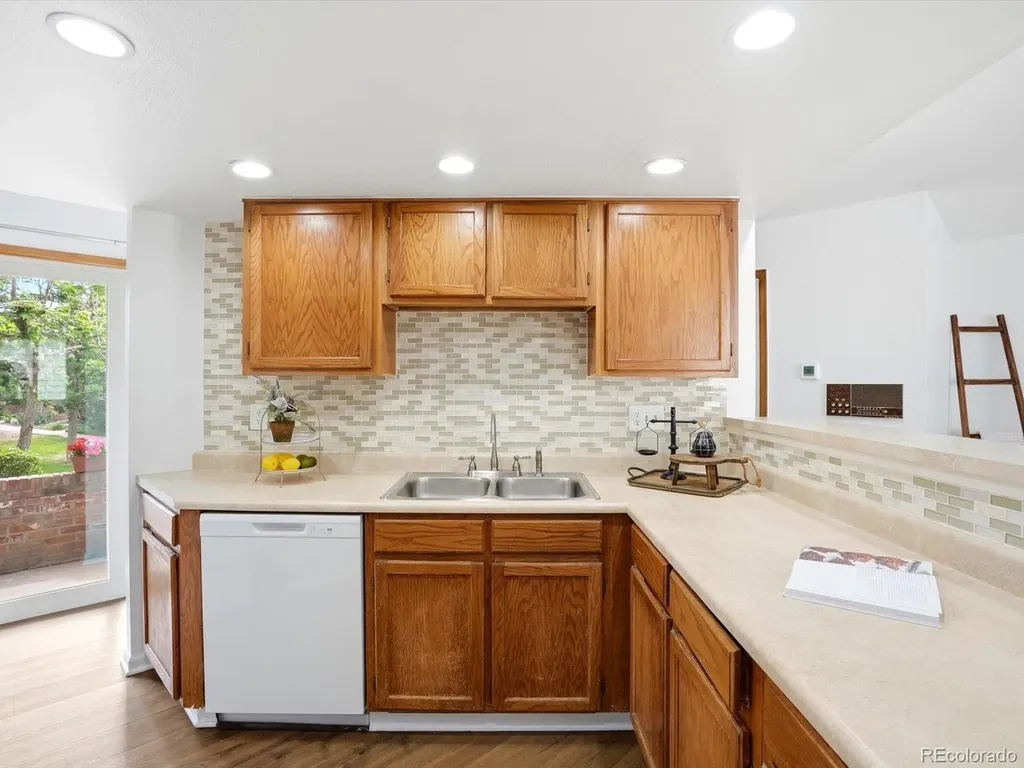 4246 S Granby Street Aurora CO 80014