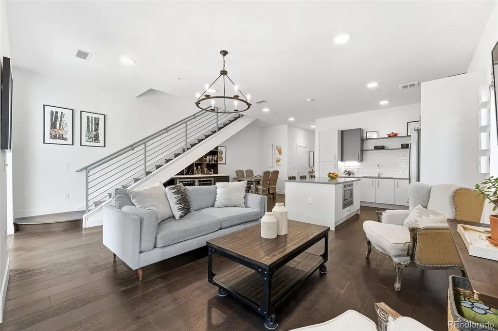 2530 Lawrence Street Denver CO 80205