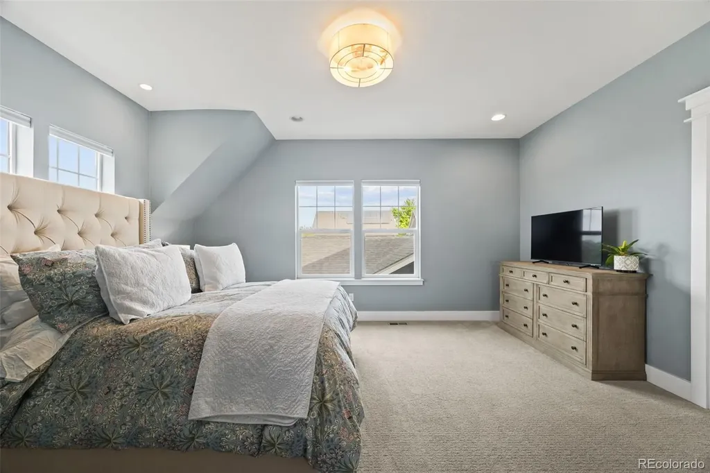 3564 Yosemite Street Denver CO 80238