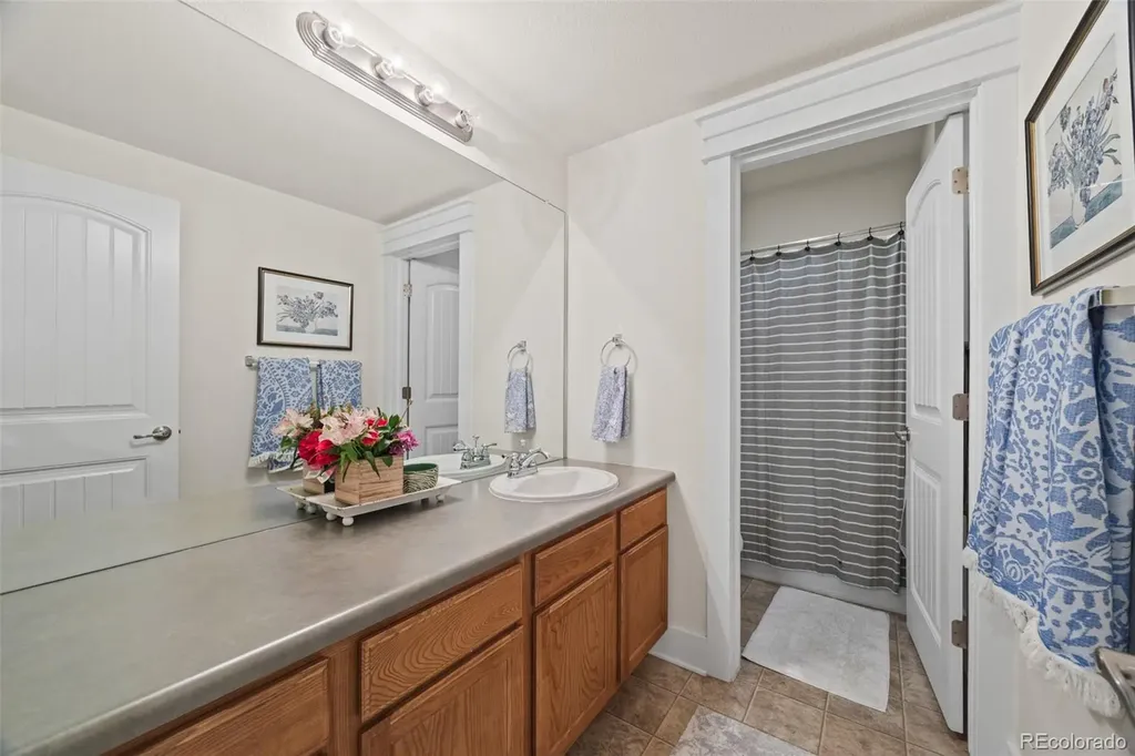 3564 Yosemite Street Denver CO 80238