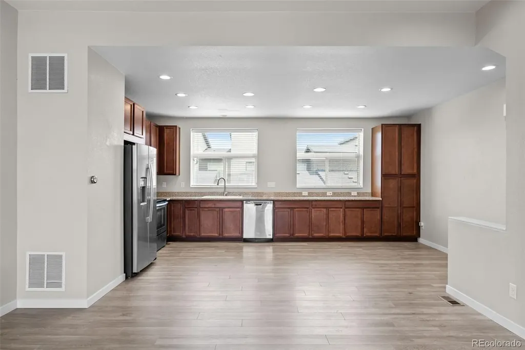 10137 Belvedere Loop Lone Tree CO 80124