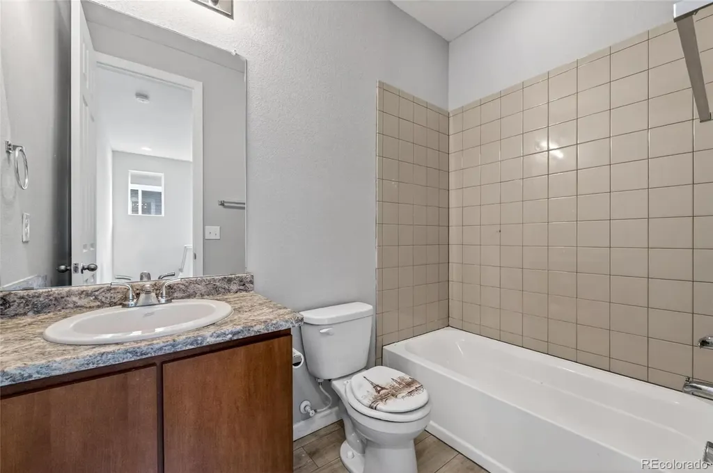 23584 E 5th Place Aurora CO 80018