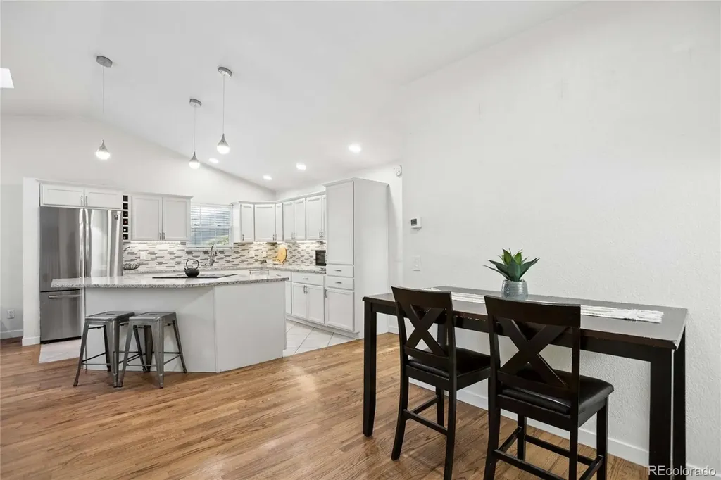 993 S Oakland Court Aurora CO 80012