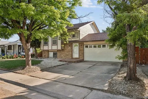 993 S Oakland Court Aurora CO 80012