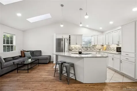 993 S Oakland Court Aurora CO 80012