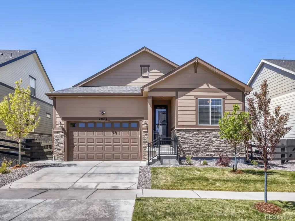 22692 E Narrowleaf Circle Aurora CO 80016