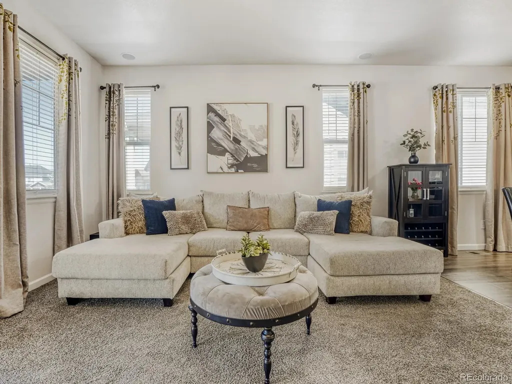 22692 E Narrowleaf Circle Aurora CO 80016
