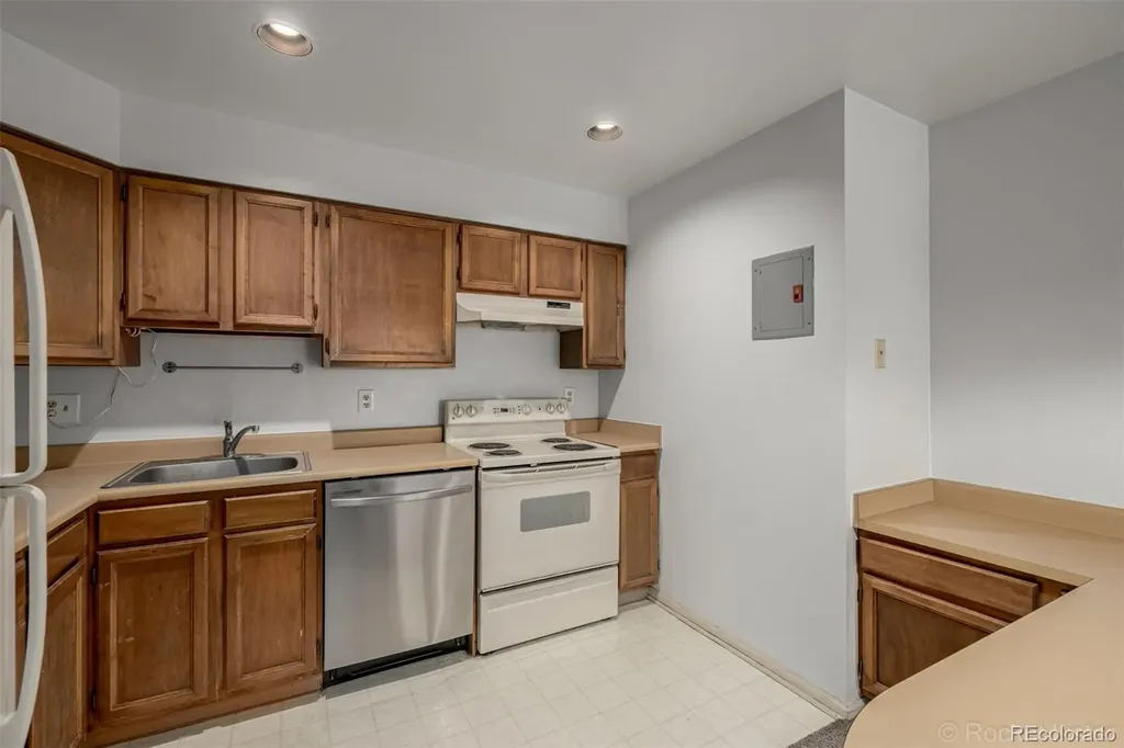 4899 S Dudley Street Littleton CO 80123