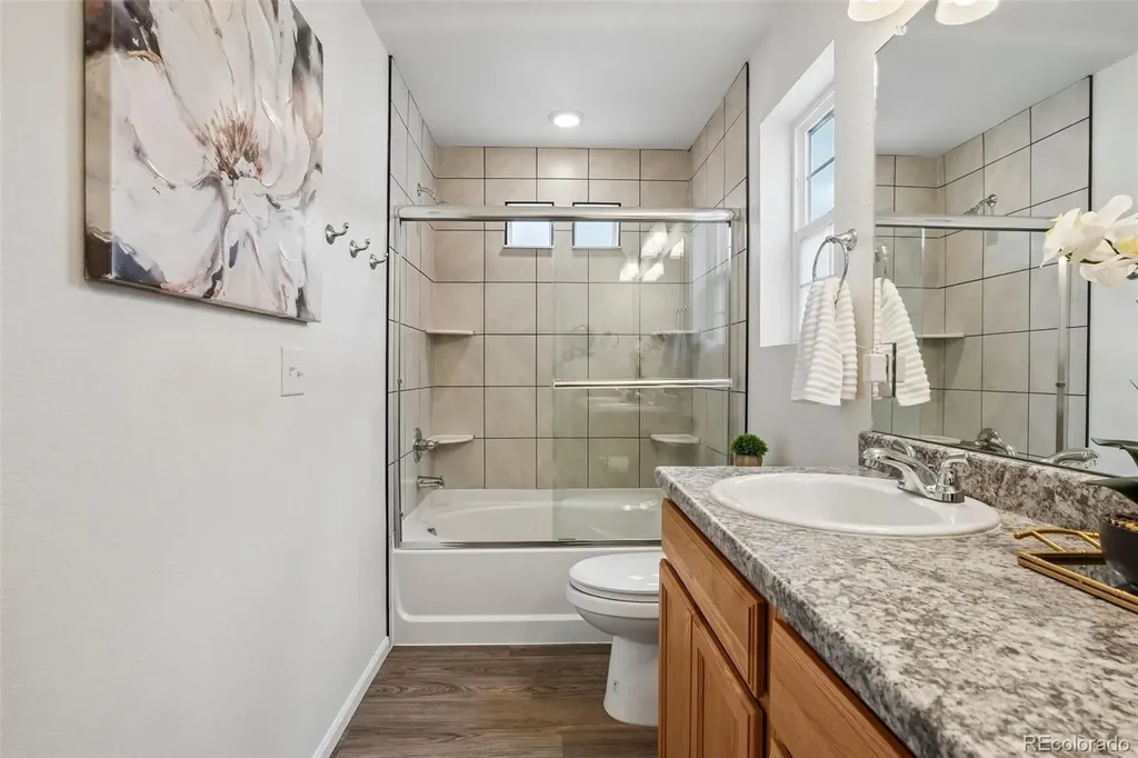 4032 N Quatar Court Aurora CO 80019