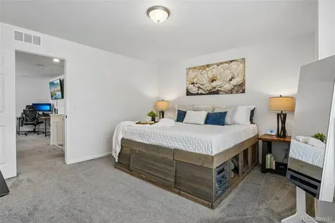 4032 N Quatar Court Aurora CO 80019