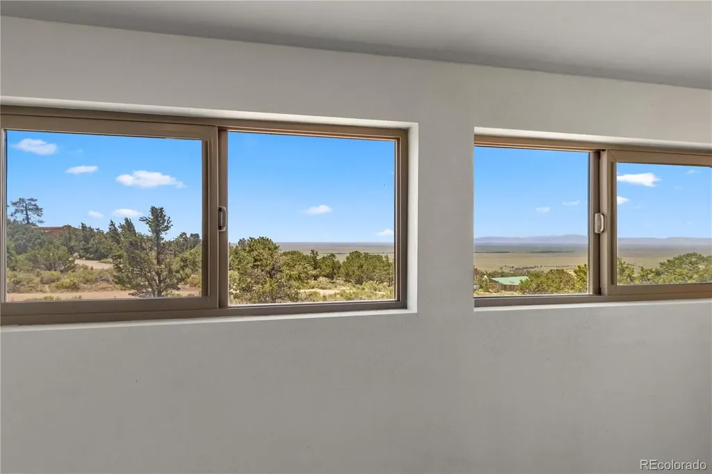 4375 E Twinview Overlook Crestone CO 81131