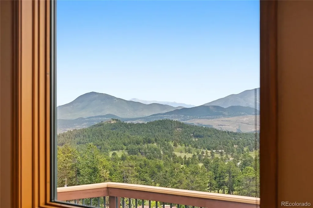 198 Park Avenue Pine CO 80421