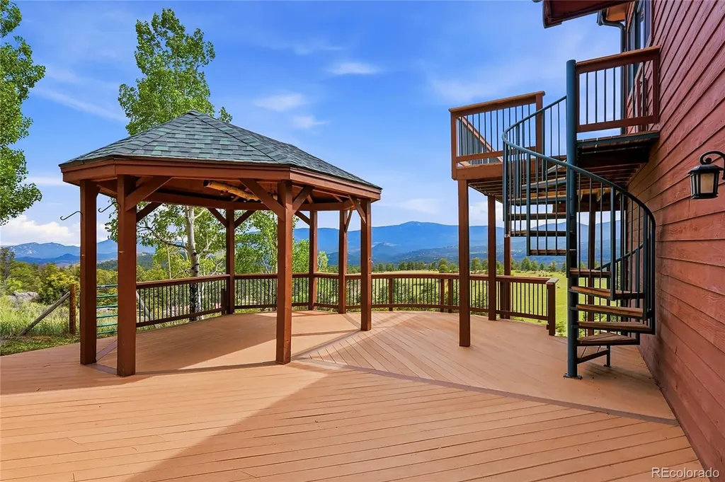 198 Park Avenue Pine CO 80421