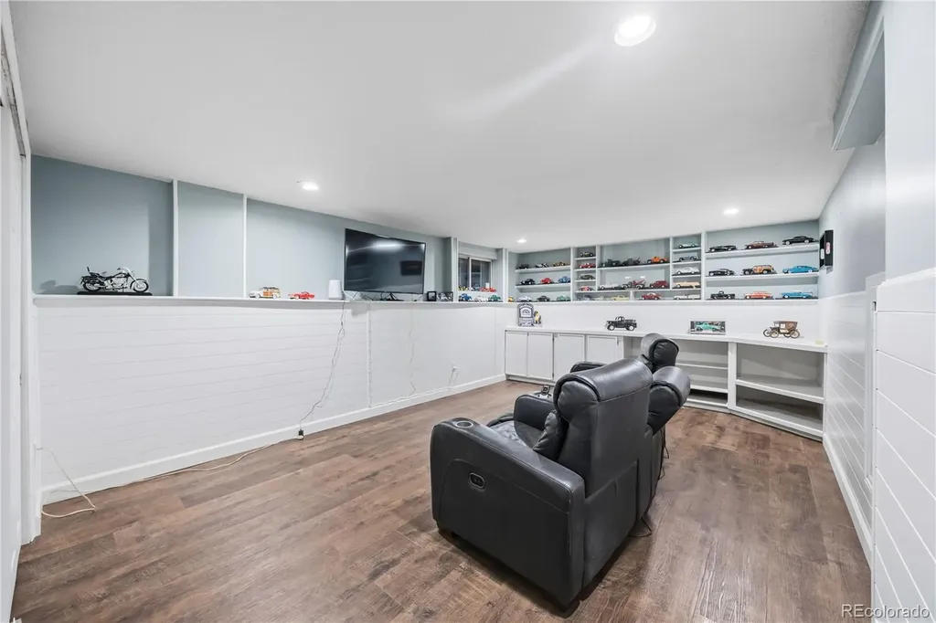 6469 S Yukon Street Littleton CO 80123